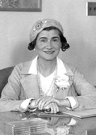 coco chanel wikipedia francais|que représente coco chanel.